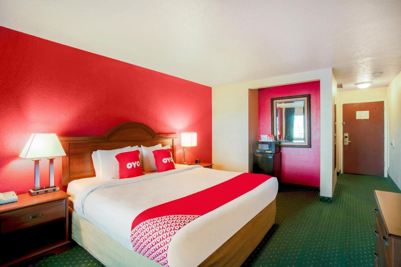 Oyo Hotel Spokane North Habitación foto